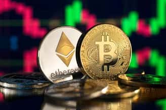 数字黄金与全球计算机：比特币VS以太坊现货ETF对比