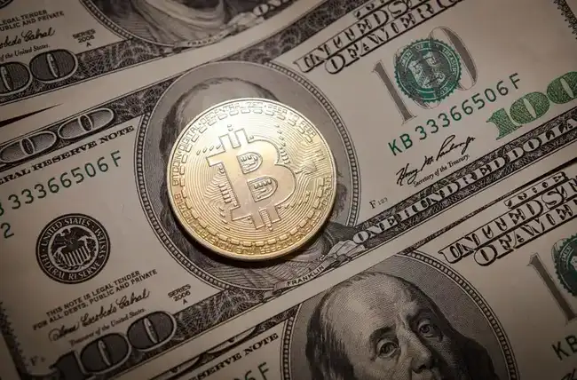 2025加密世界新展望：突破与重塑全局视野