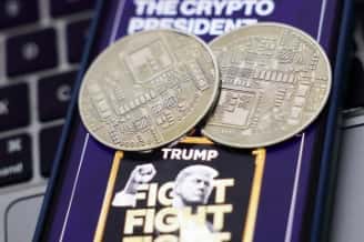 彭博揭秘：TRUMP币海外抢购热潮，晚宴营销遭监管质疑风云起
