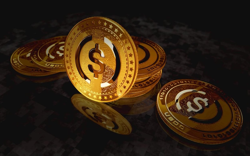 收益稳定币疯涨！无视GENIUS法案，Coinbase、PayPal争相发奖励