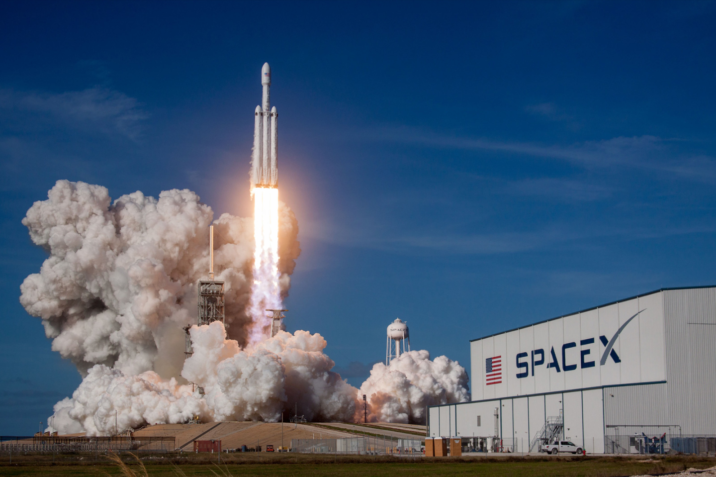 2个比特币就能上太空？这成本你敢信！