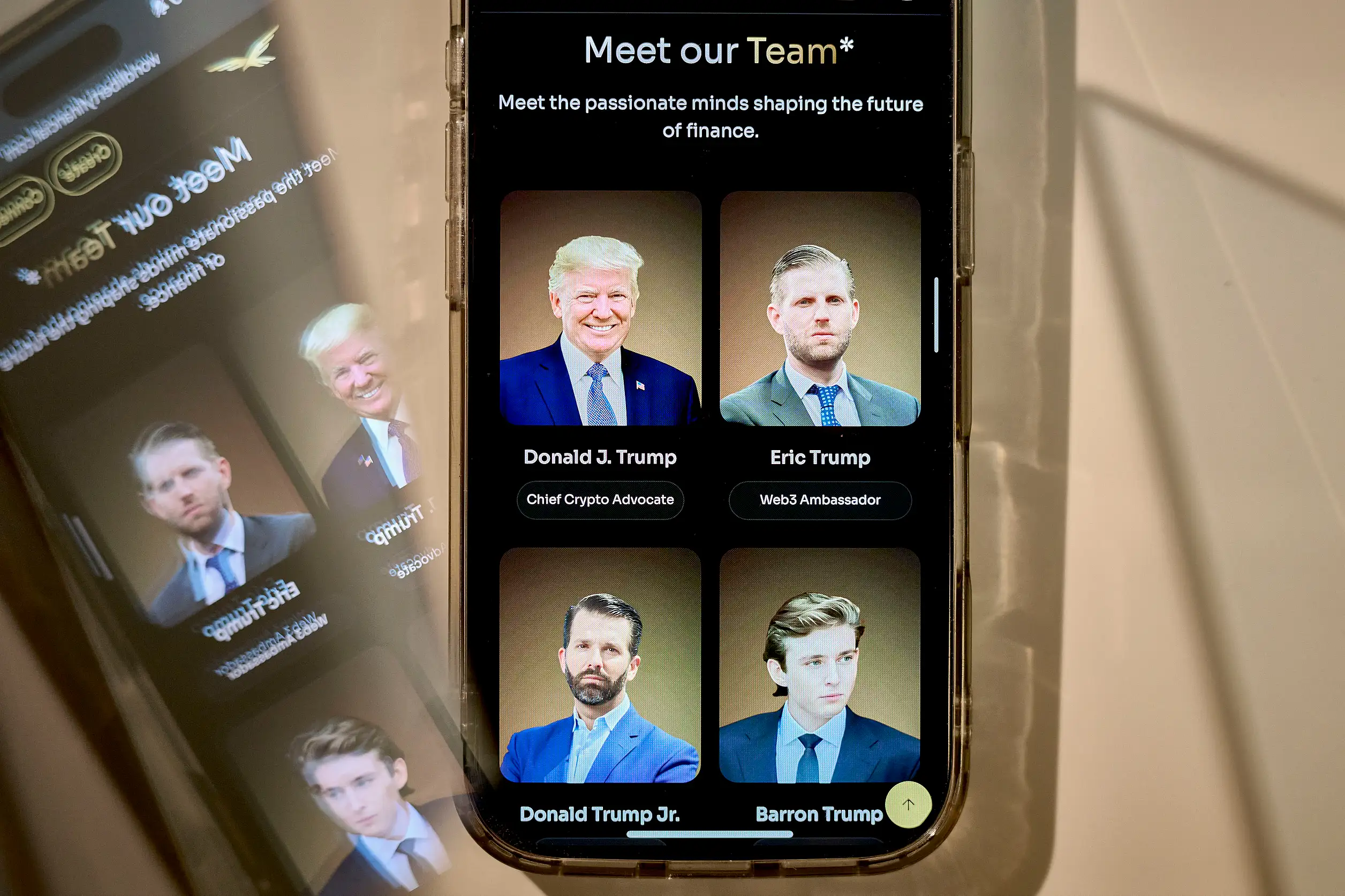 特朗普次子发出抄底令：家族财富缩水10亿后的反击！