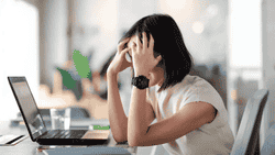 AI时代真相：你的价值正在被算法吞噬？