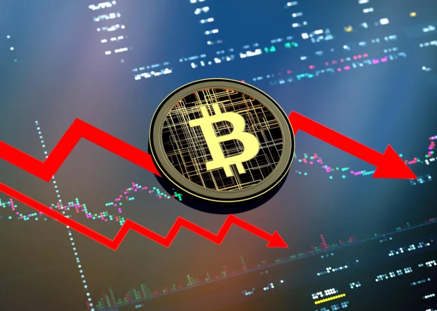 比特币暴跌至6.6万！ZEC逆势暴涨17%背后三大真相