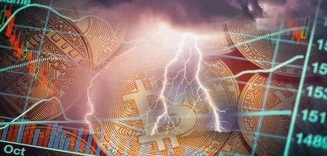 加密货币市场崩盘！比特币、特朗普迷因币等纷纷暴跌