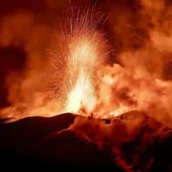 比特币崩盘式暴跌！超11万人爆仓，币圈惨遭血洗