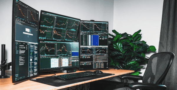 揭秘币圈十大合约战神：从爆仓到暴富的惊天操作