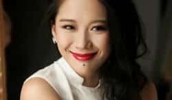 山村女孩逆袭币圈女王：何一从摆地摊到执掌2300亿帝国的创业密码