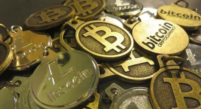 突发！美国没收华人1300亿加密货币 16万人爆仓血洗币圈