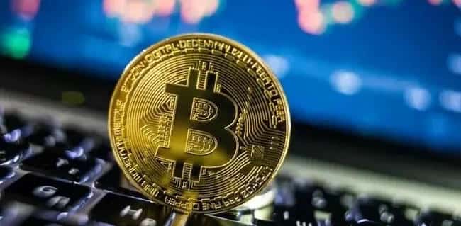 19.6亿美元BTC/ETH期权今日到期！74000美元成多空决战点，币圈巨震预警