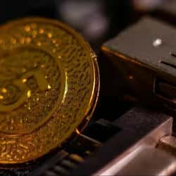 比特币闪崩1500点后绝地反击！3月12日PPI数据夜将决定7万美元保卫战成败