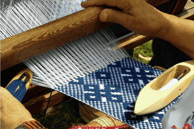 2026年4月比特币多空拉锯战：美伊停火协议脆弱性下的7.8万美元关键争夺  地缘政治敏感窗口美伊临时停火协议进入最后48小时倒计时，霍尔木兹海峡通行争议持续发酵，伊朗报复性关闭石油航线威胁导致比特币周末振幅达4300美元  机构与散户情绪背离  恐惧贪婪指数29