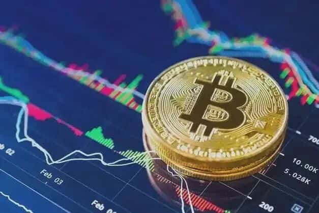 比特币第一轮没能冲上8万美元，回调震荡蓄力