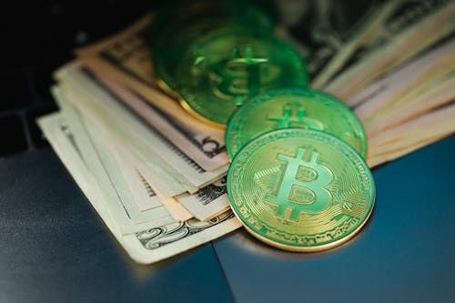 卡尔达诺价格飙升后回调风险:鲸鱼抛售与技术指标分析