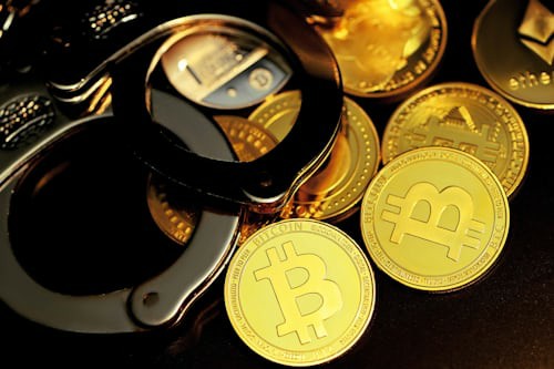 比特币蓄势待发:牛市布局与散户策略解析