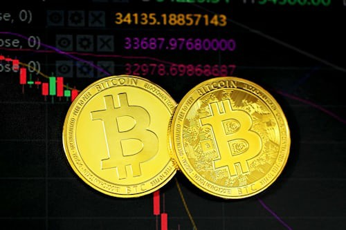 $TRUMP代币底部价格分析:结合技术面、情绪面与链上数据综合研判