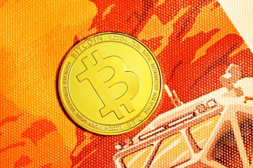 ETH疲软背后的焦虑:V神的争议与以太坊的未来