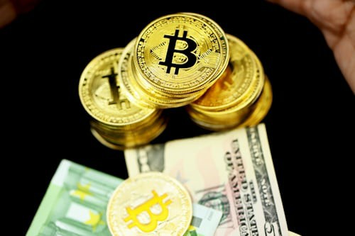 CRV代币：下一个市值飙升的DeFi之王，未来3-4个月潜力巨大