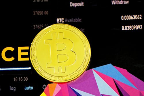 币圈微薄本金如何实现百万梦想：合约滚仓策略解析