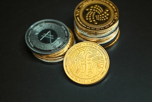 币圈四大交易冷知识揭秘:从摊平成本到资金管理的实战指南