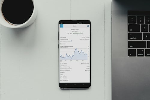 美联储不降息引发全球金融市场动荡