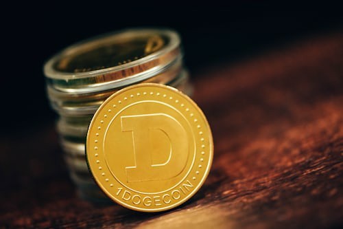 CryptoKaleo预言狗狗币剧烈波动：跌破0.07美元后飙升至1美元？