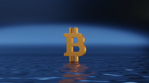 币圈8年老鸟忠告：稳健操作，避免深套，BTC及山寨币行情分析