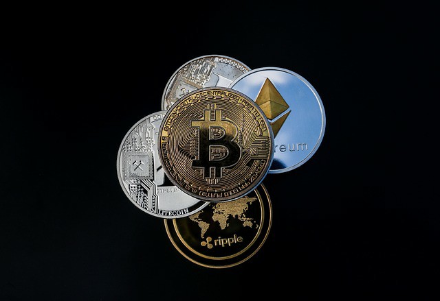 特朗普家族发币暴涨背后：金融削藩与美元话语权争夺
