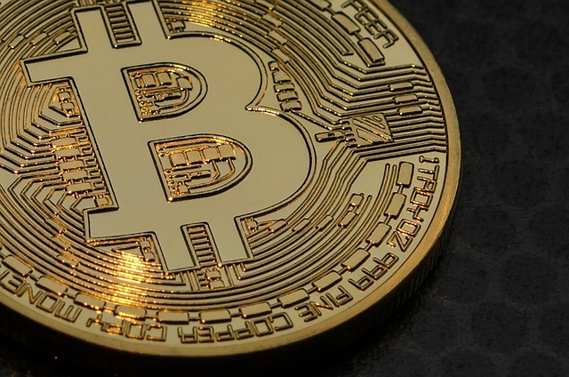 Decred(DCR):混合共识机制与社区治理的加密货币